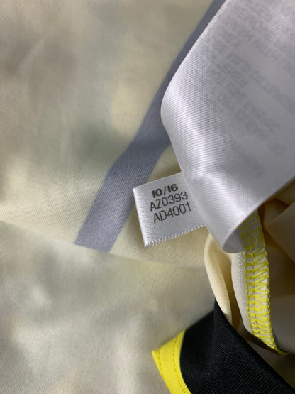 Wellington Phoenix 2015-2016 Home Kit