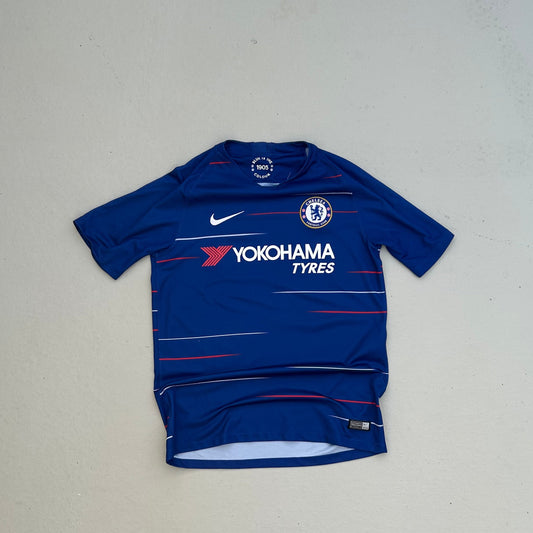 2018-19 Chelsea Blue Nike Home Shirt - M