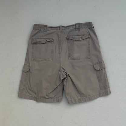 Retro Brown Wrangler Cargo Shorts - 34