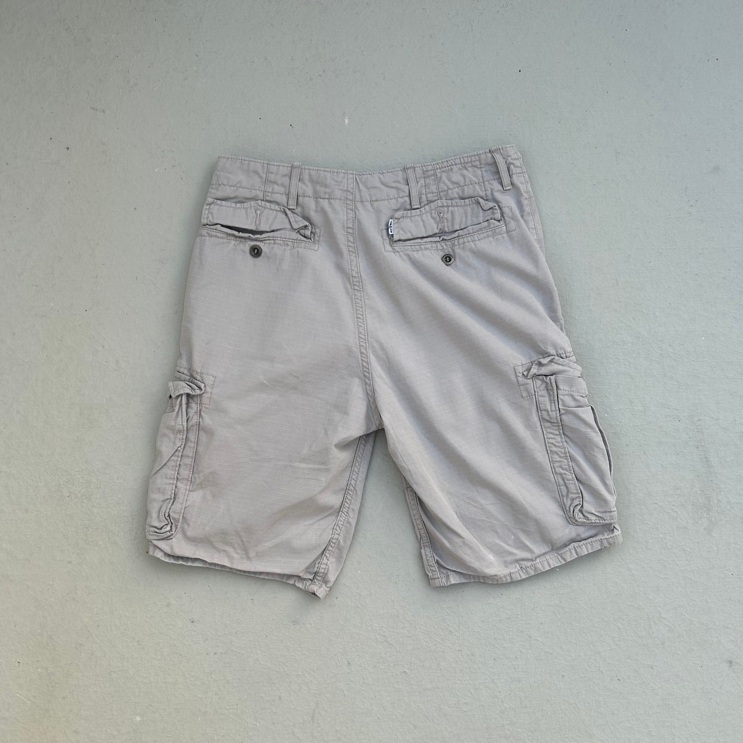 Y2K Brown Levi's Cargo Shorts - 31